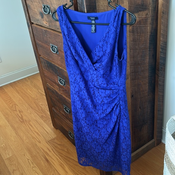 Beautiful CHAPS size 6 Women’s V-Neck Lace Sleeveless Dress - Picture 8 of 9